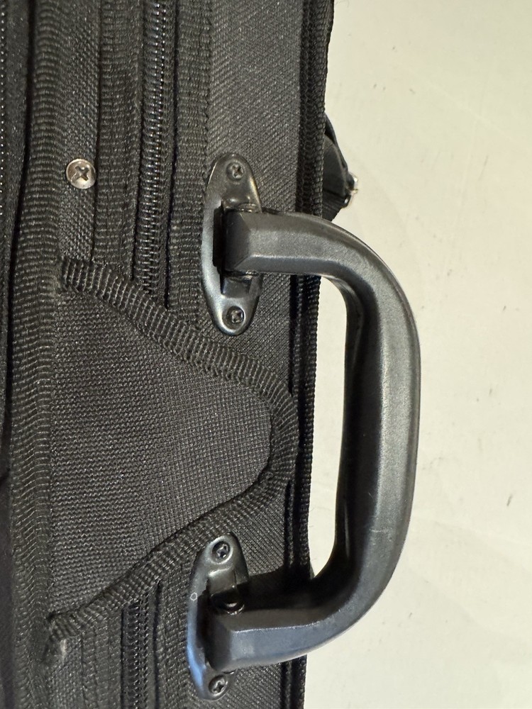 4-Strings 1/8 Violin w/ Backpack Case and Bow.