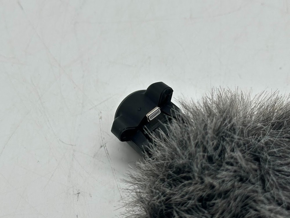 Rode VideoMic Me-L iPhone/iPad Microphone for Video,Black