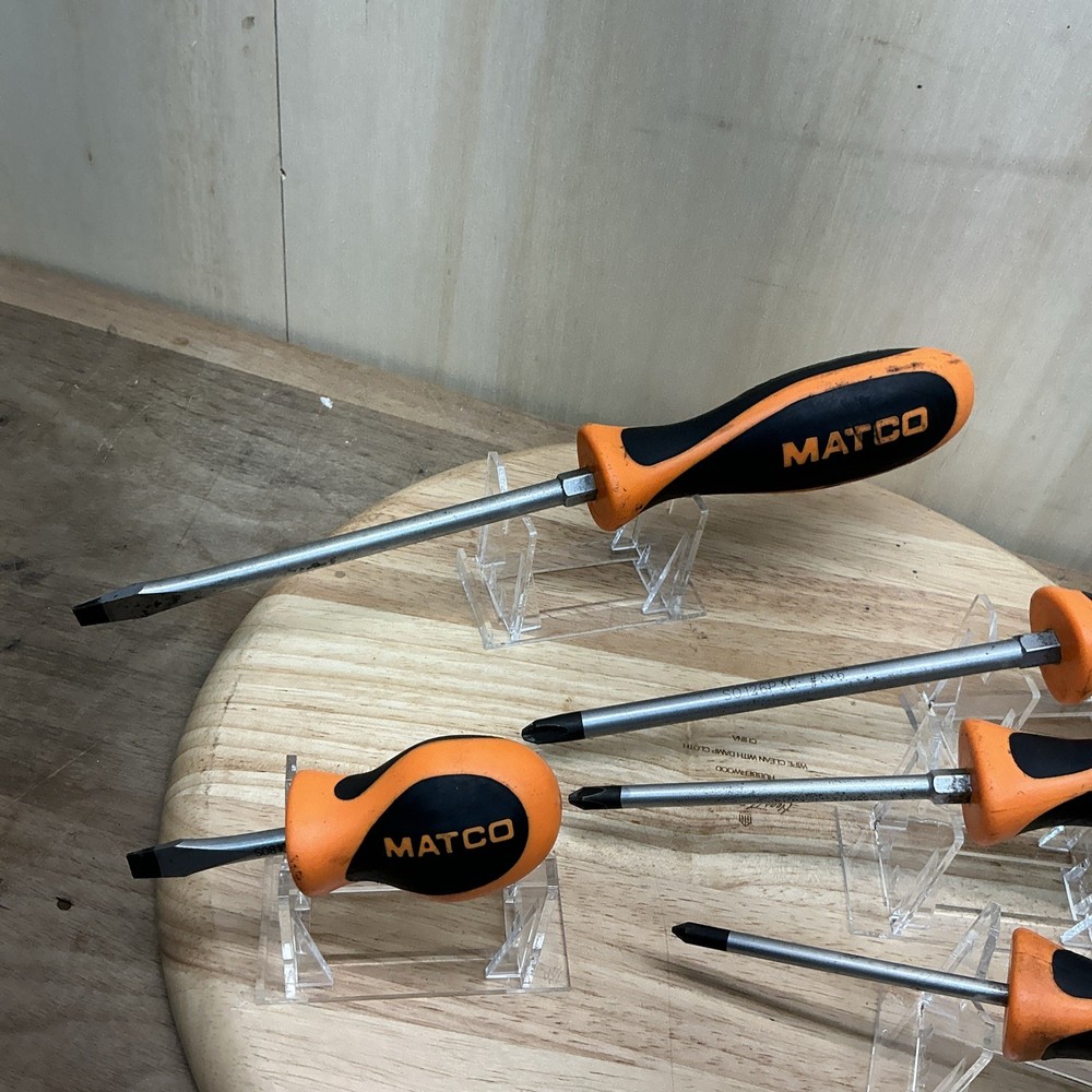 Matco Tools 5pc Screwdriver Set - Orange/Black Handle (U)