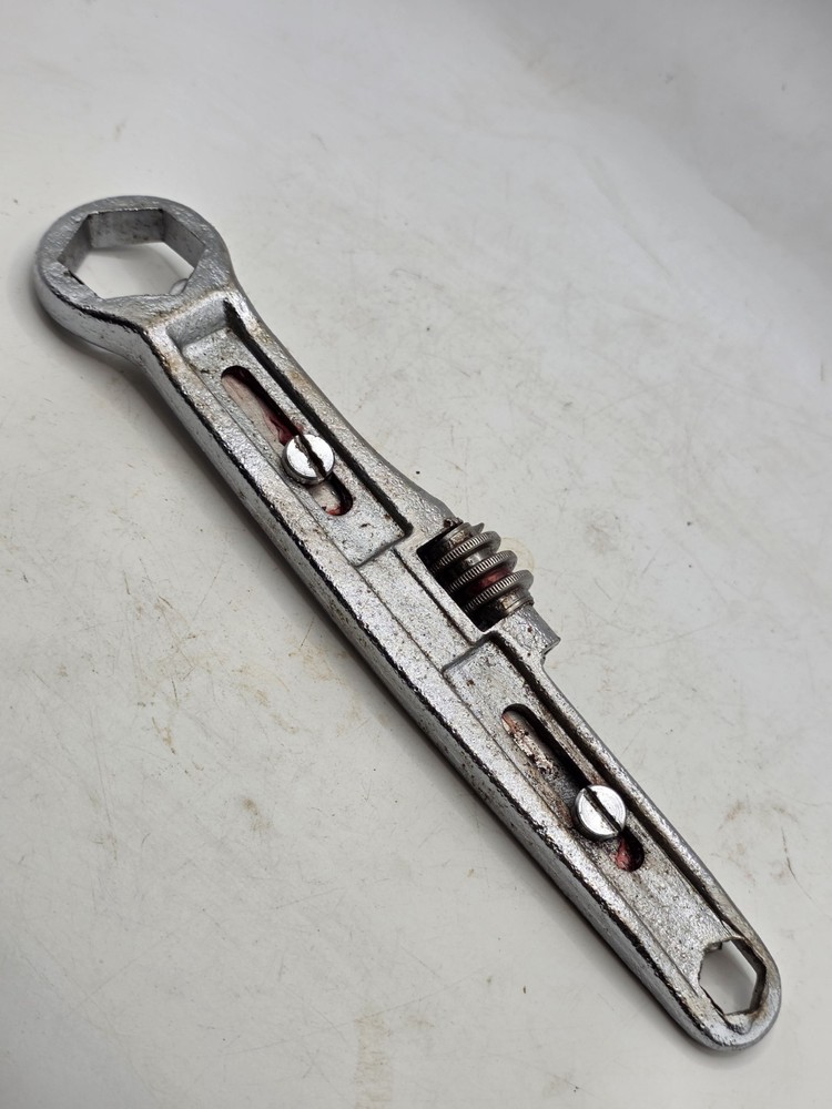 VTG unique Adjustable Ring Spanner Double Sided Wrench Unbranded