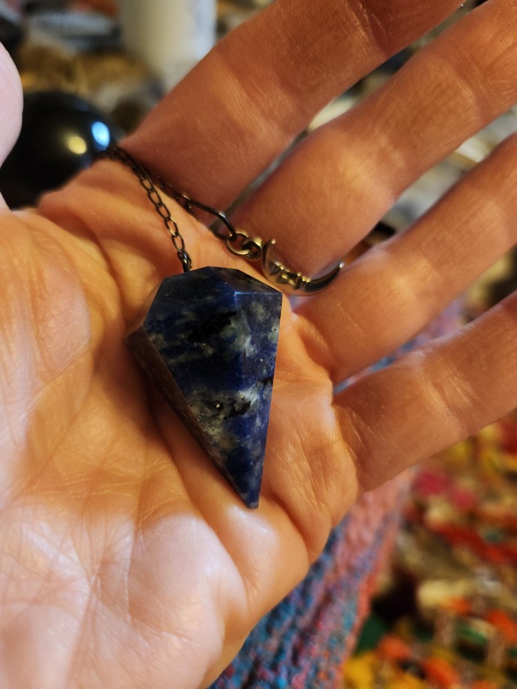 Lapis Lazuli Pendulum - Scrying, Divination Work.