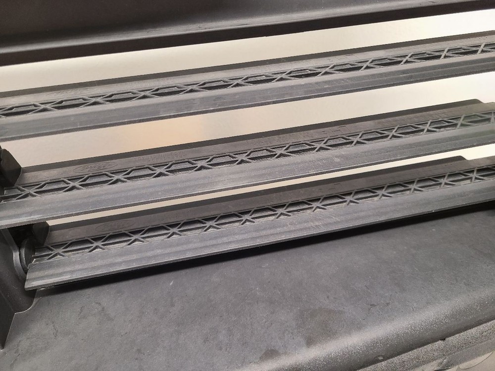 2016 2017 2018 2019 FORD EXPLORER Air Shutter