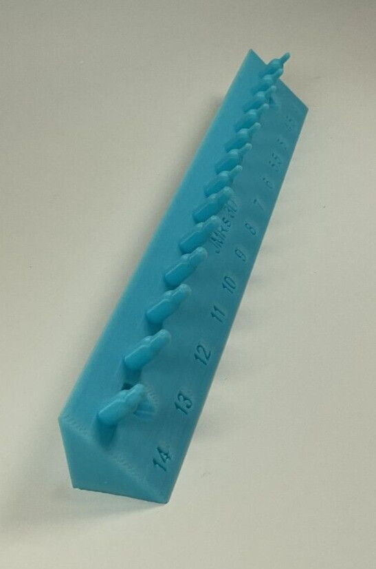 1/4 drive socket holder wall mount - metric (blue)