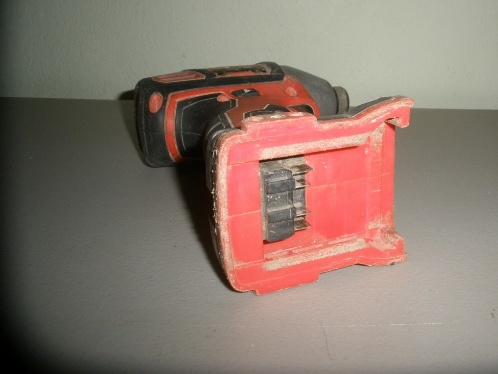 MILWAUKEE 2656-20 IMPACT DRIVER M18 1/4" DRIVER (TOOL ONLY)