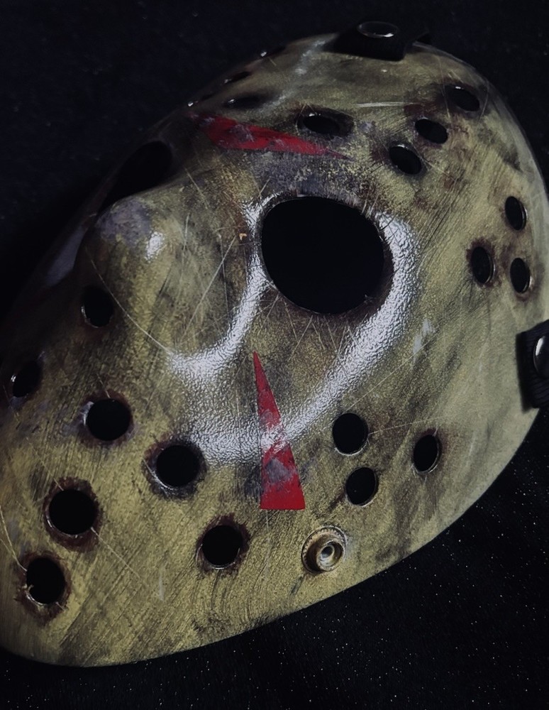 Deluxe Freddy Vs Jason Dream Sequence Jason Mask.