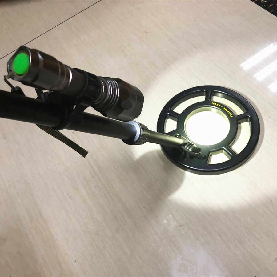 Metal Detector PIN POINTER Holder Flashlight Mount Metal Detecting Torch Clip