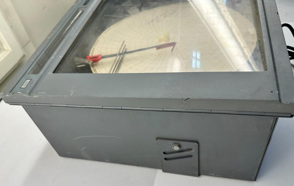 KENT P105M Clearspan Circular Chart Recorder
