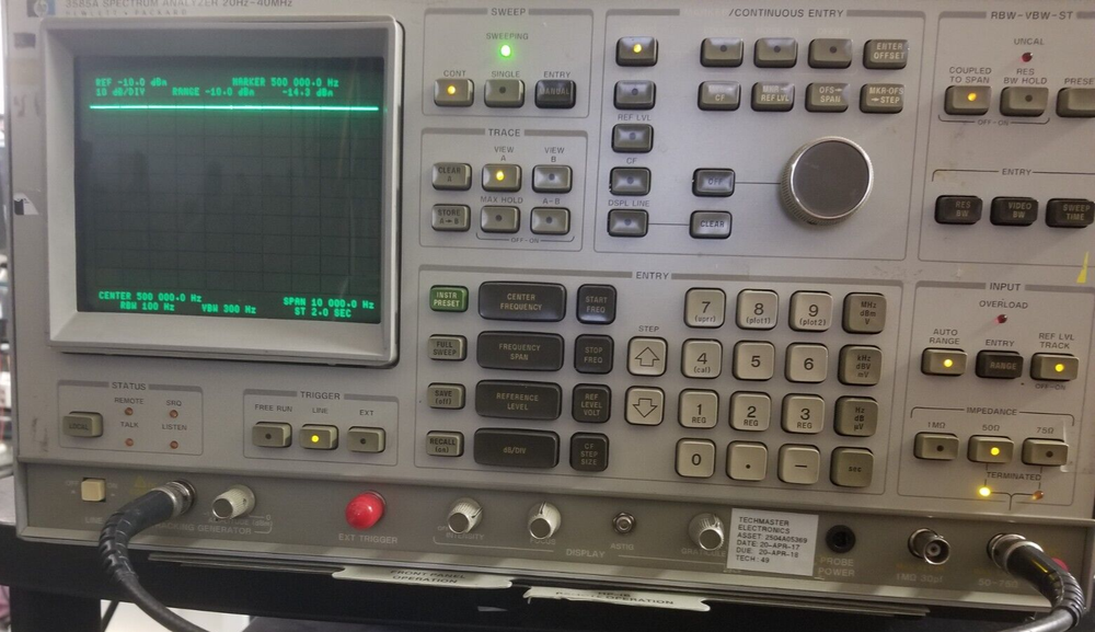 HP3585A Spectrum Analyzer WORKING INSTRUMENT with Cal errors. Var. Sweep source