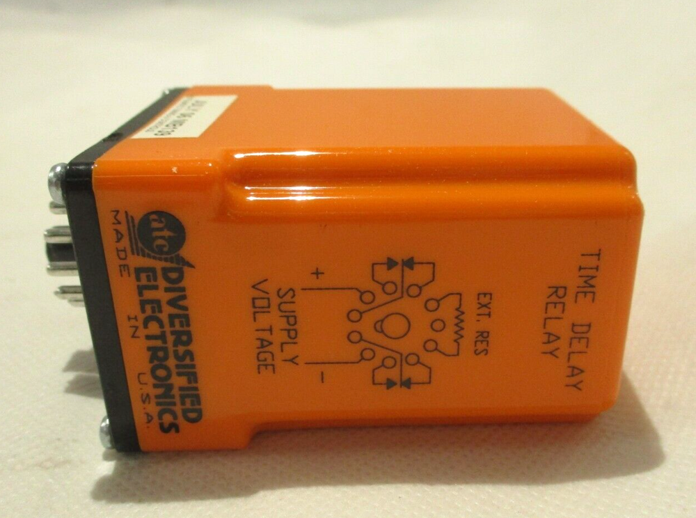 NEW DIVERSIFIELD TDC-120-ARA-200 TIME DELAY RELAY