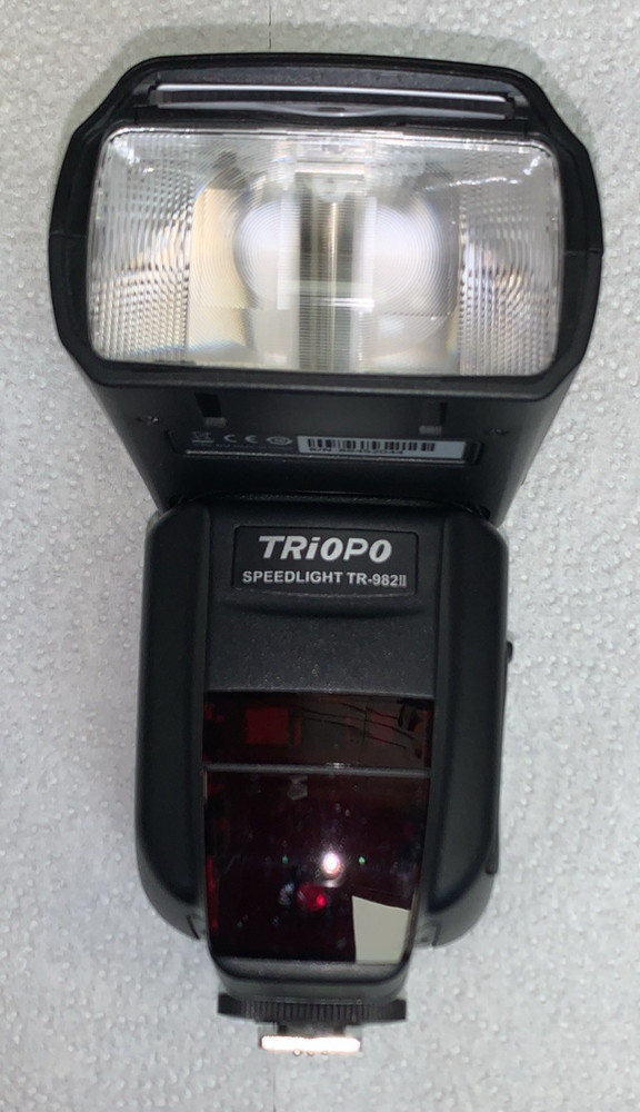 TRIOPO Speedlight TR-982 II Flash (b2)