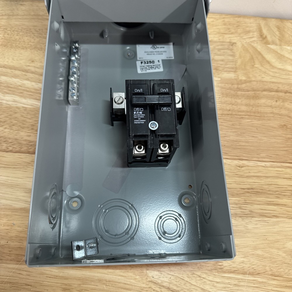 EATON Outdoor Non-Automatic Switch,125A