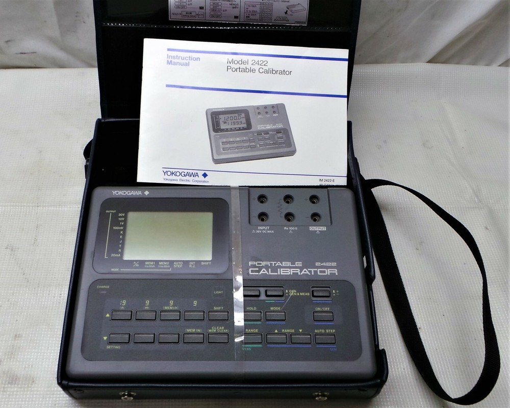 YOKOGAWA PORTABLE CALIBRATOR 2422.