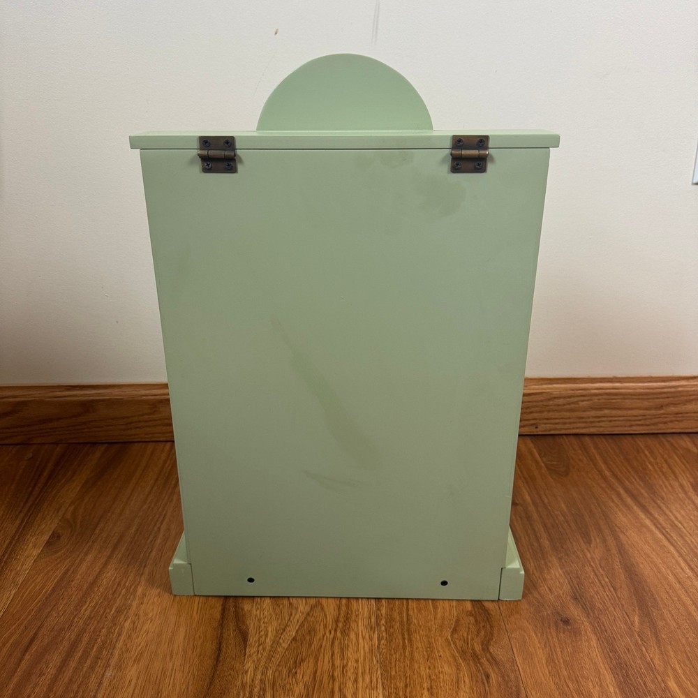 Willow Tree Demdaco Store Display Sage Green