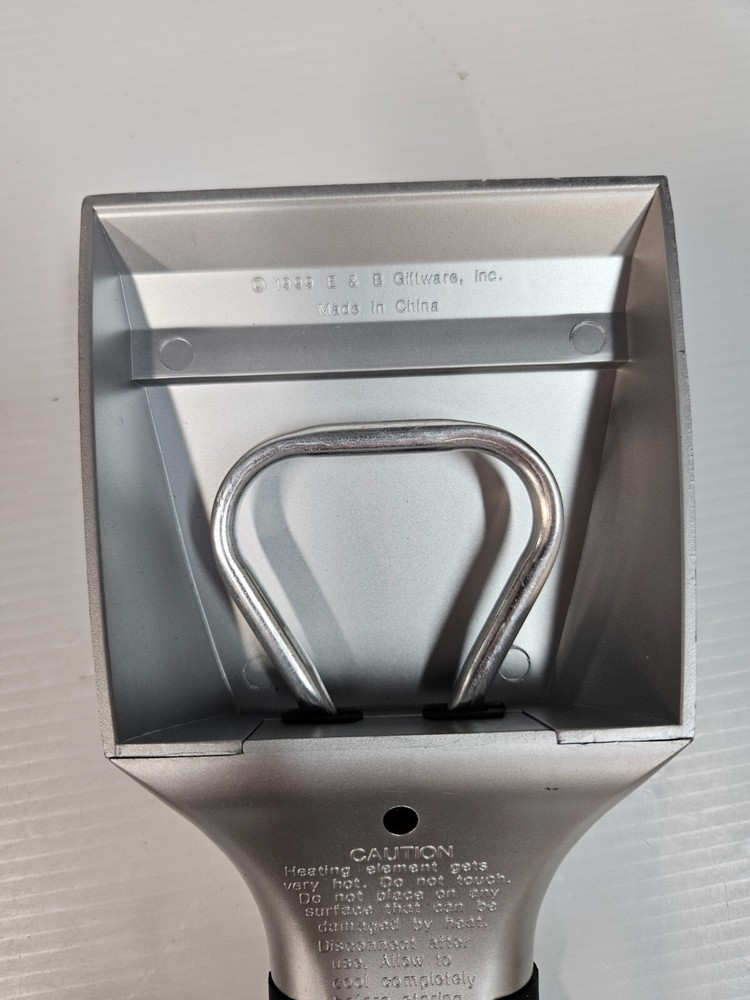 Heated Auto Electric Windshield Ice & Snow Scraper 12V - used