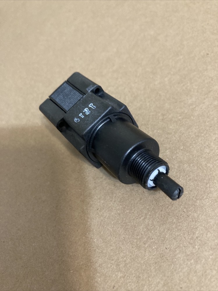AIRLOGIC R-6100 Regulator