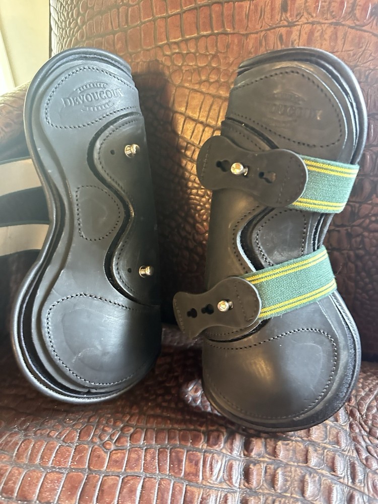 New Devoucoux Black Size medium My boot Tendon Boots