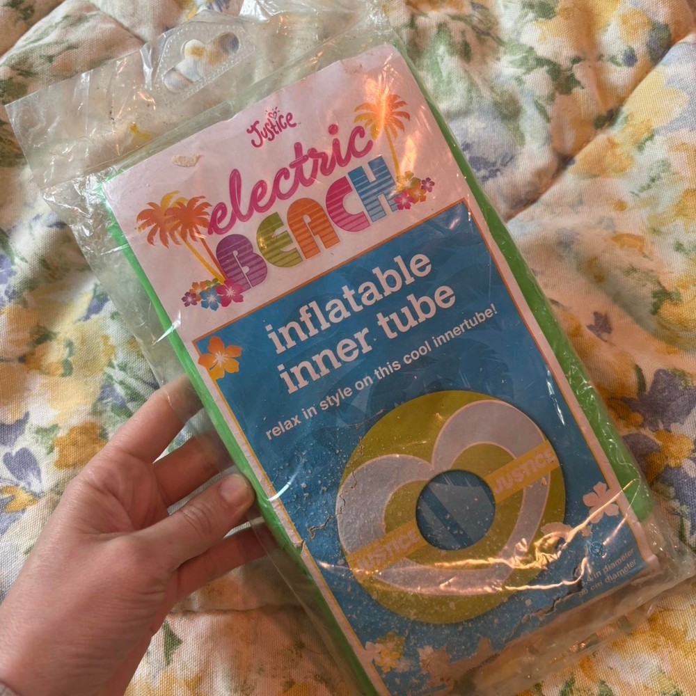 Vintage Justice pool tube float