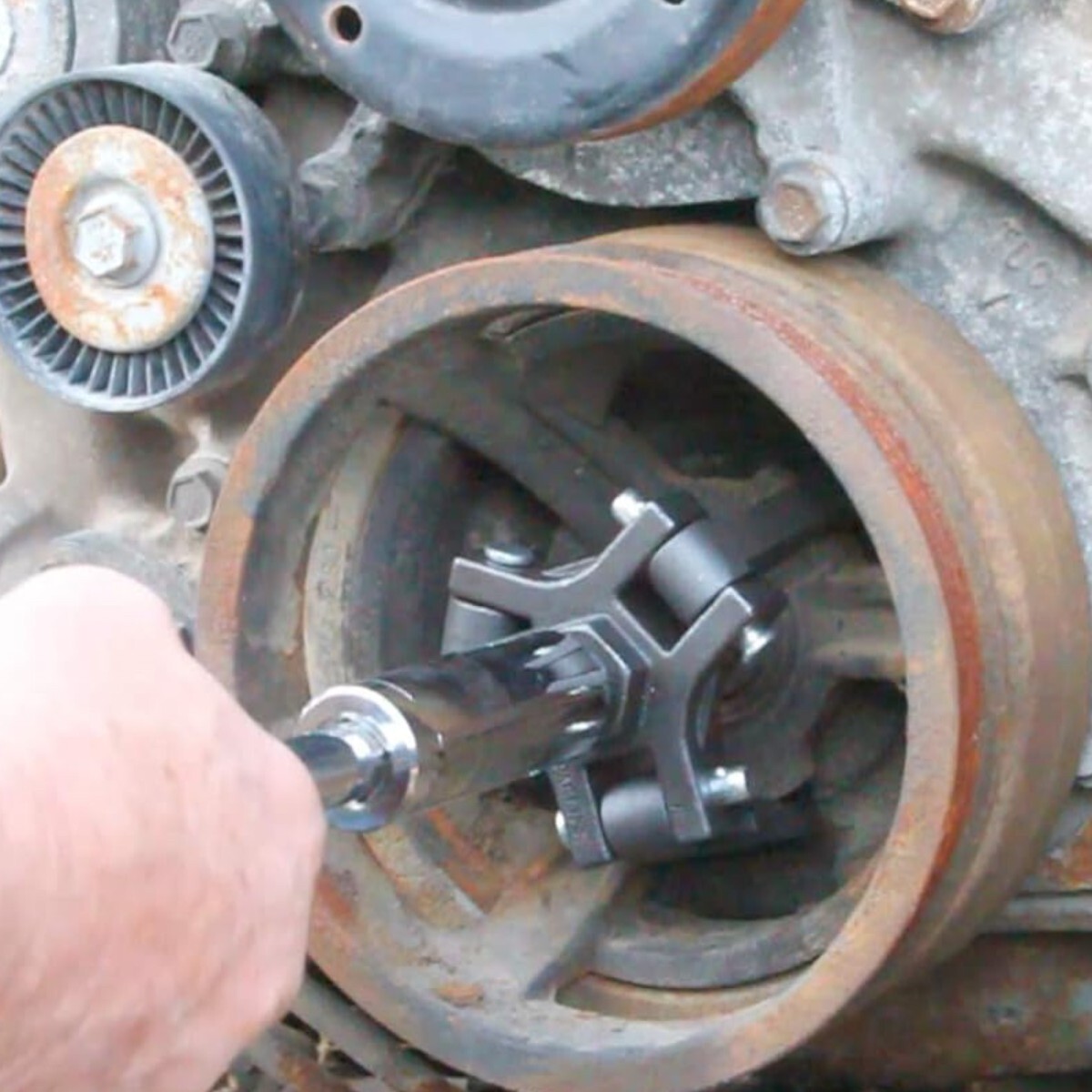 Lisle 54810 Master Harmonic Balancer Puller Kit