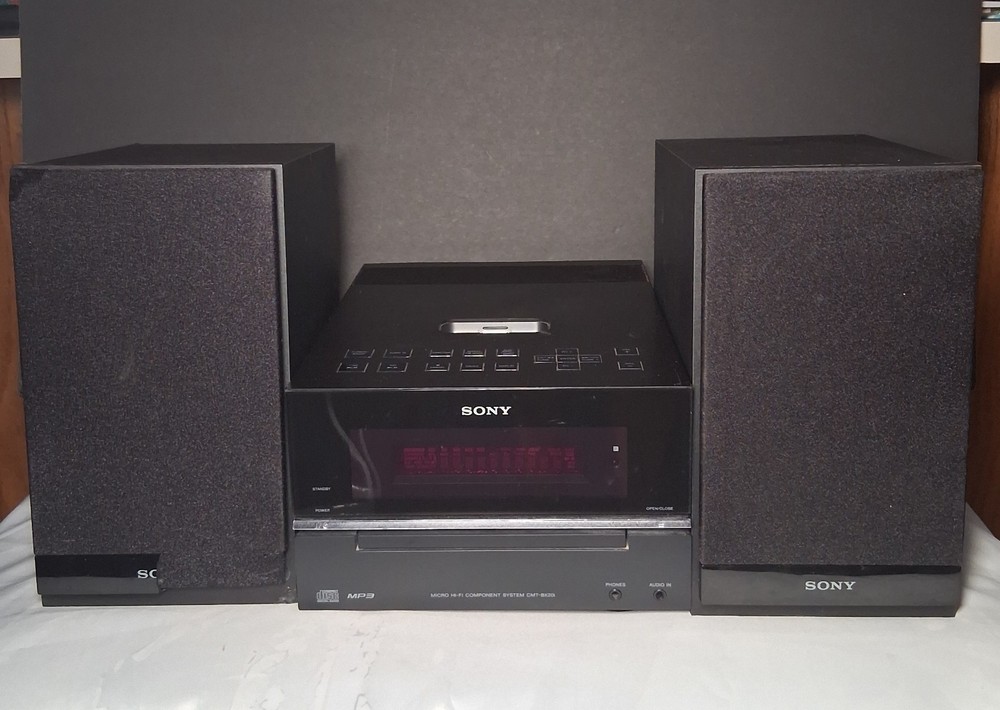 Sony HCD-BX20i Compact Disc Receiver iPod Doc  Speakers Micro Component