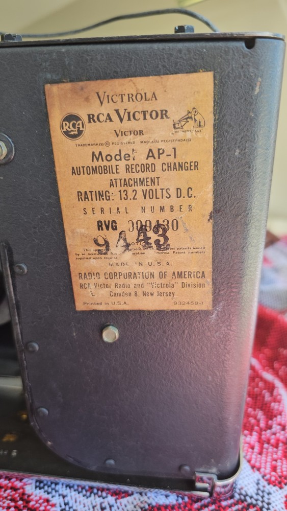 RCA VICTOR 45 Car Record Changer