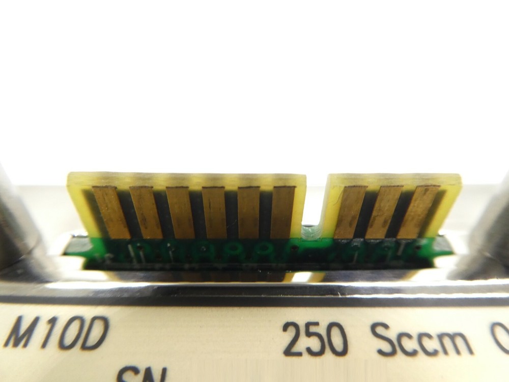 DXL M10D Mass Flow Controller MFC M10 250 SCCM O2 Working Surplus