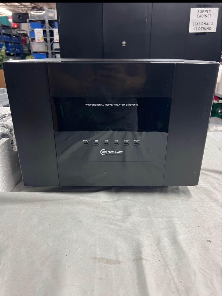 Quattro-audio model qt-157. Open Box. Never Used ✅✅✅