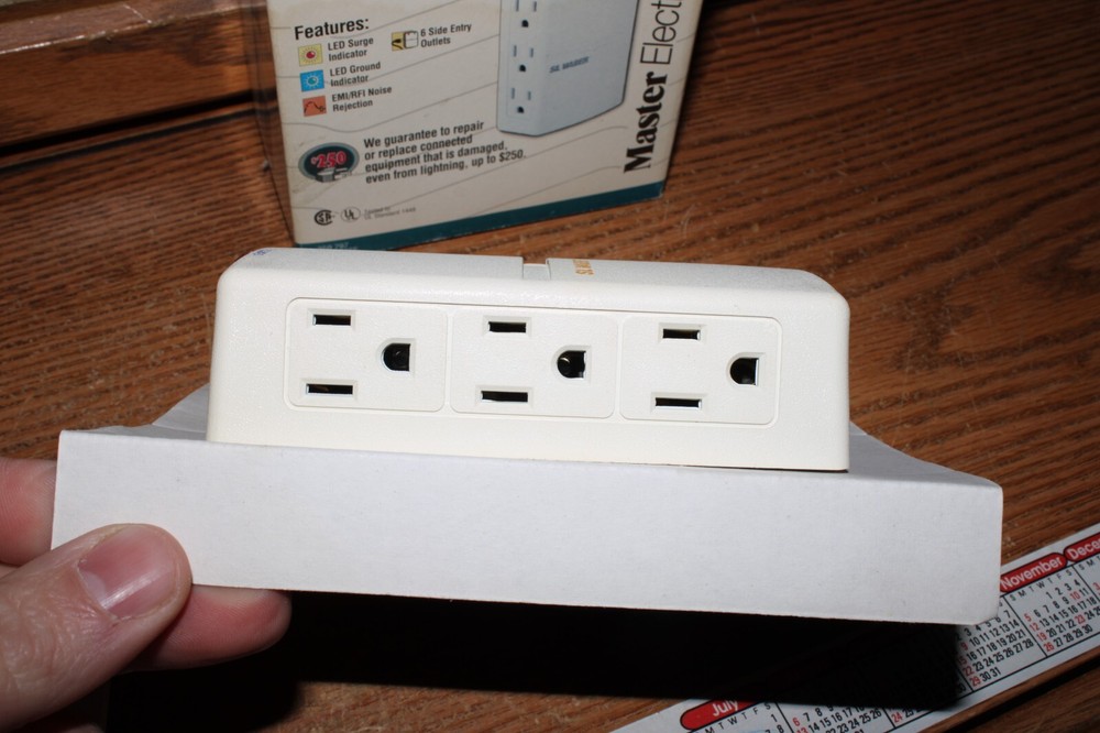 NOS SL WABER POWER MASTER ELECTRONICS PROTECTOR SURGE PROTECTION