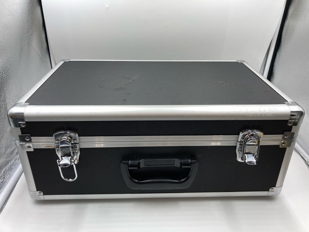 EDKKIE DIGITAL MICROSCOPE WITH CASE AND EXTRAS (EL1102641)