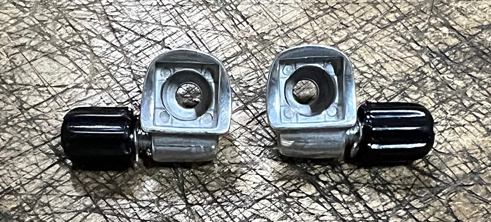 Shimano 600 Ultegra STI Cable Stops for Downtube Braze CURVED - BRAND NEW (NOS)