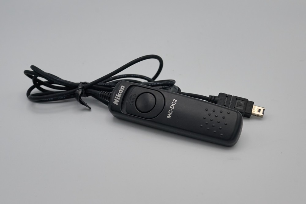 Nikon MC-DC2 Remote Release Cord (1 meter), TESTED [Mint]