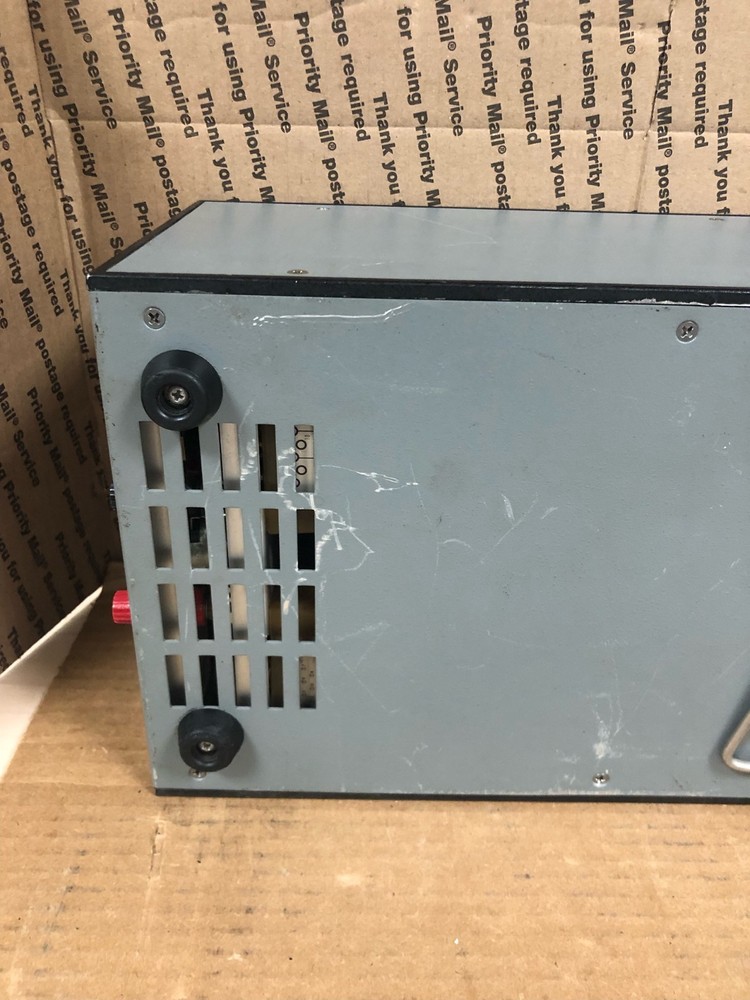 PARTS! John Fluke Model 895A DC Differential Voltmeter MISSING COVER (UNTESTED)