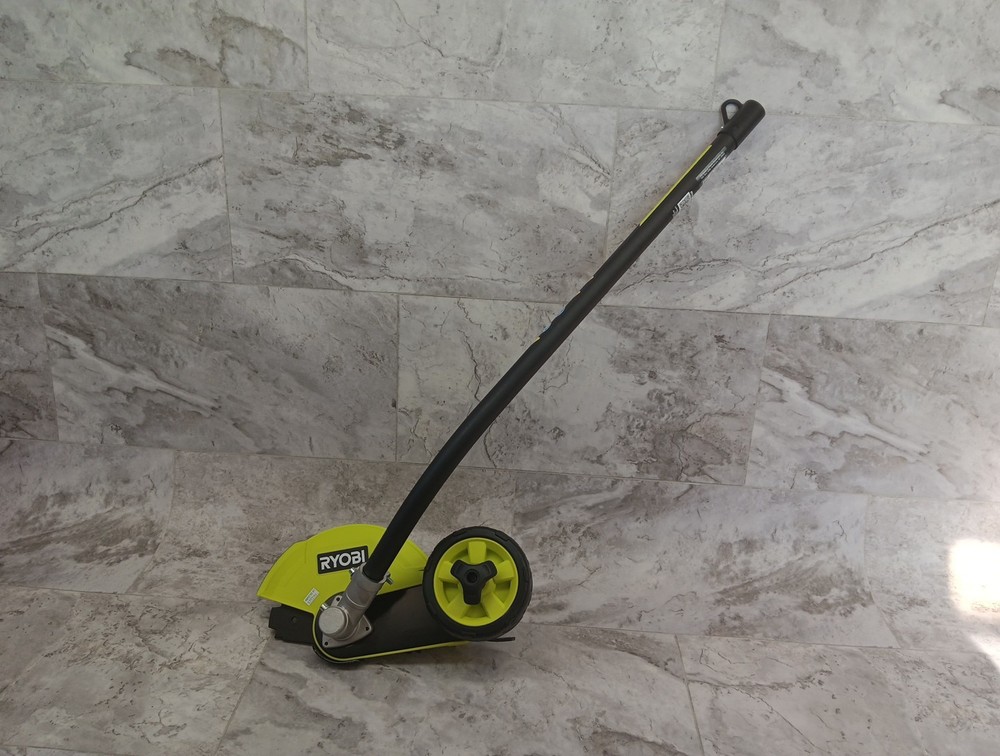 RYOBI Expand-It Universal Shaft Edger Attachment