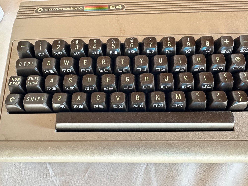 Commodore 64 Personal Computer W/ Original Box - POWERS ON