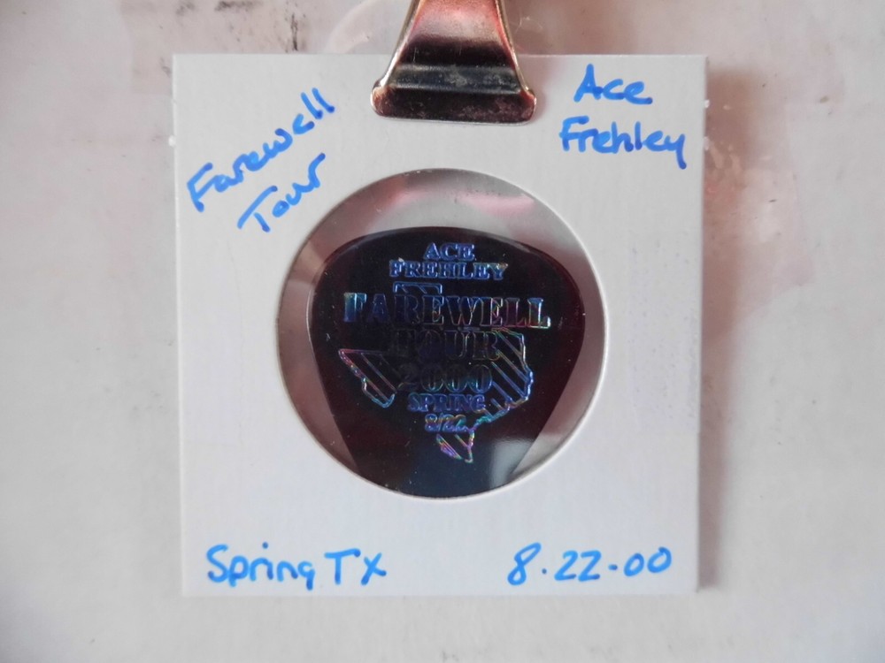 KISS "ACE FRAHLEY"~FAREWELL TOUR GUITAR PICK~8/22/00 (7/16)