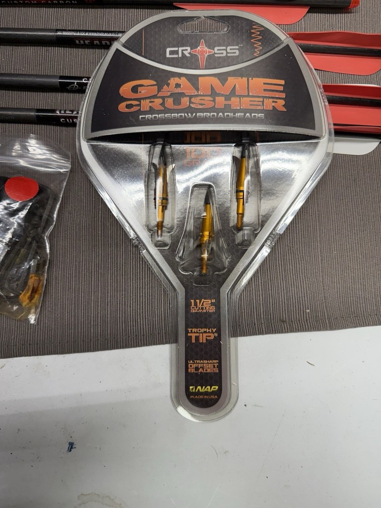 BARNETT GHOST 415 REVENANT CROSSBOW + EXTRAS - (USED)