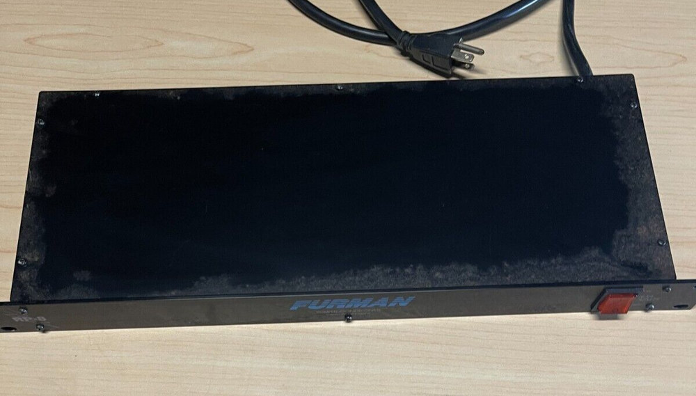 Furman - RP-8 Power conditioner