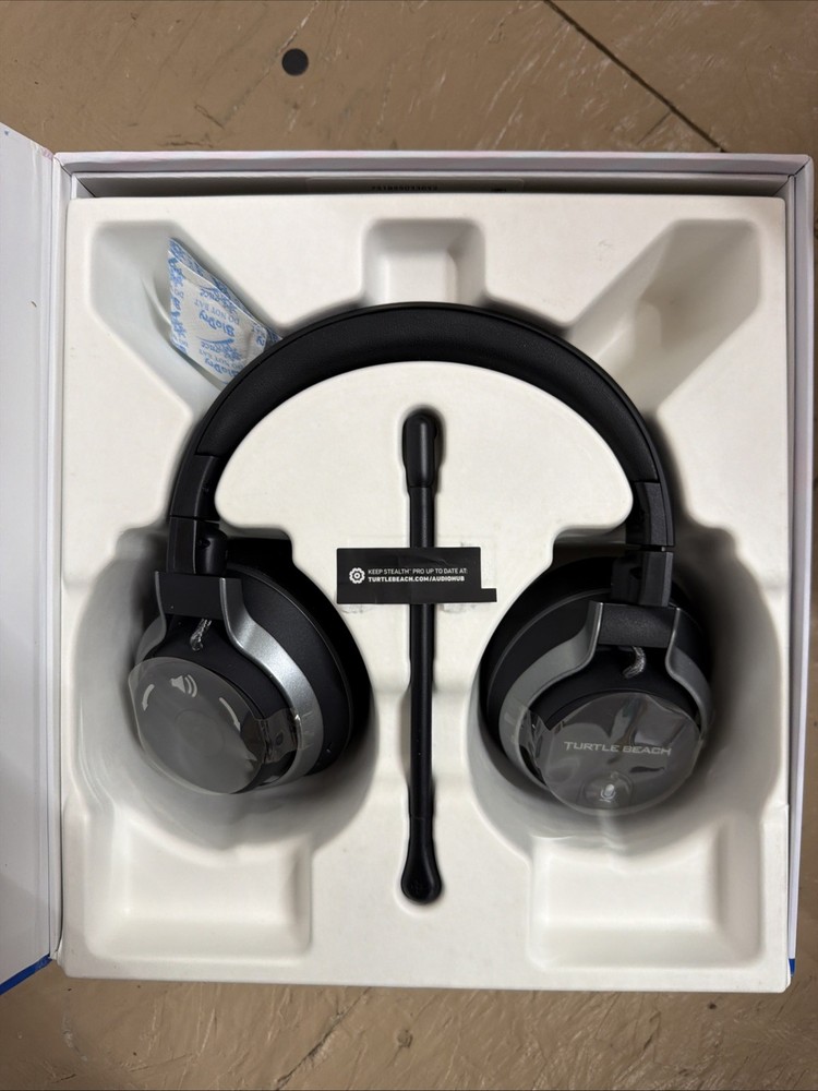 Turtle Beach Stealth Pro Wireless Gaming Headset, PlayStation, PC