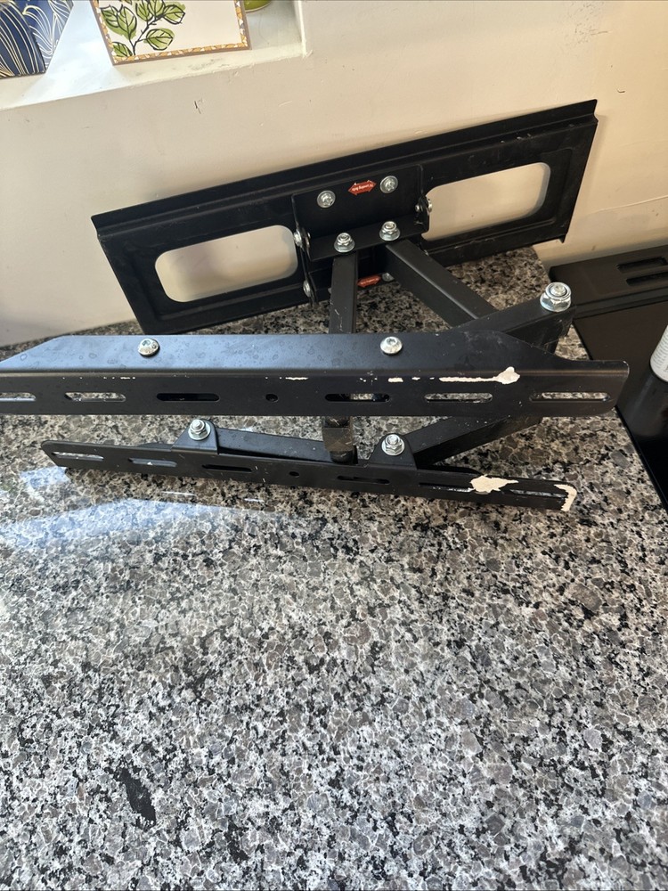 Tv Mount That Screws Into Wall