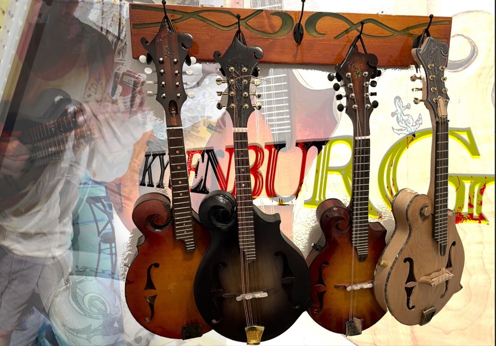 Kysenburg F style mandolin