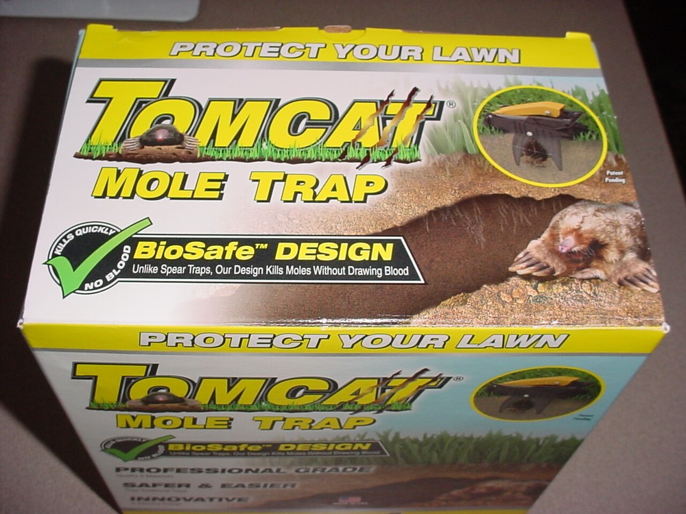Tomcat Mole Trap Professional Grade Safe Design **NEW**