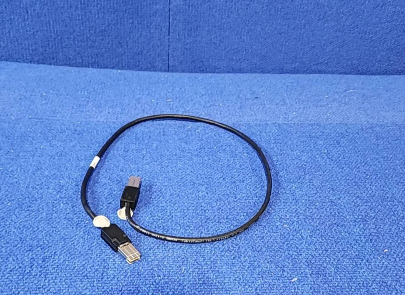 Leoni L45593-E101-D10 1M BladeStack