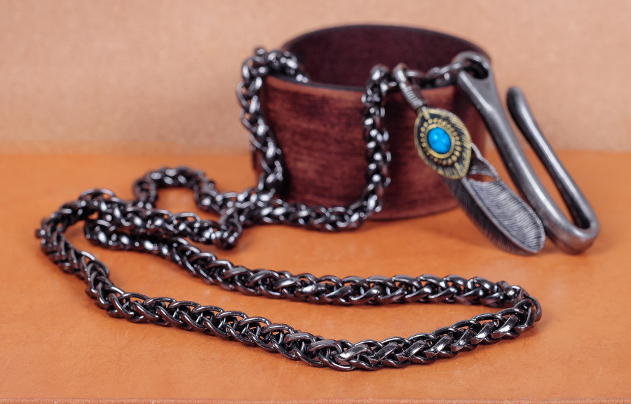 30" Basic Strong Twisted Feather Biker Trucker Keychain Key Jean Wallet Chain
