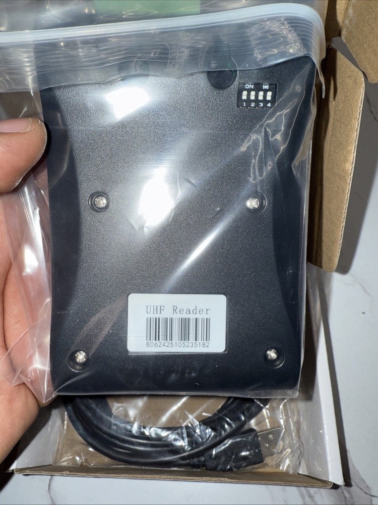 GEE-UR-2100 Desktop Uhf RFID Reader Writer USB/ RS232 Interface