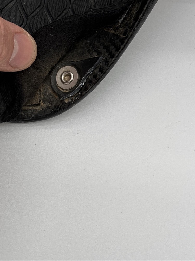 EVS WEB Knee Guards - Size Medium- Missing Straps and D-Rings