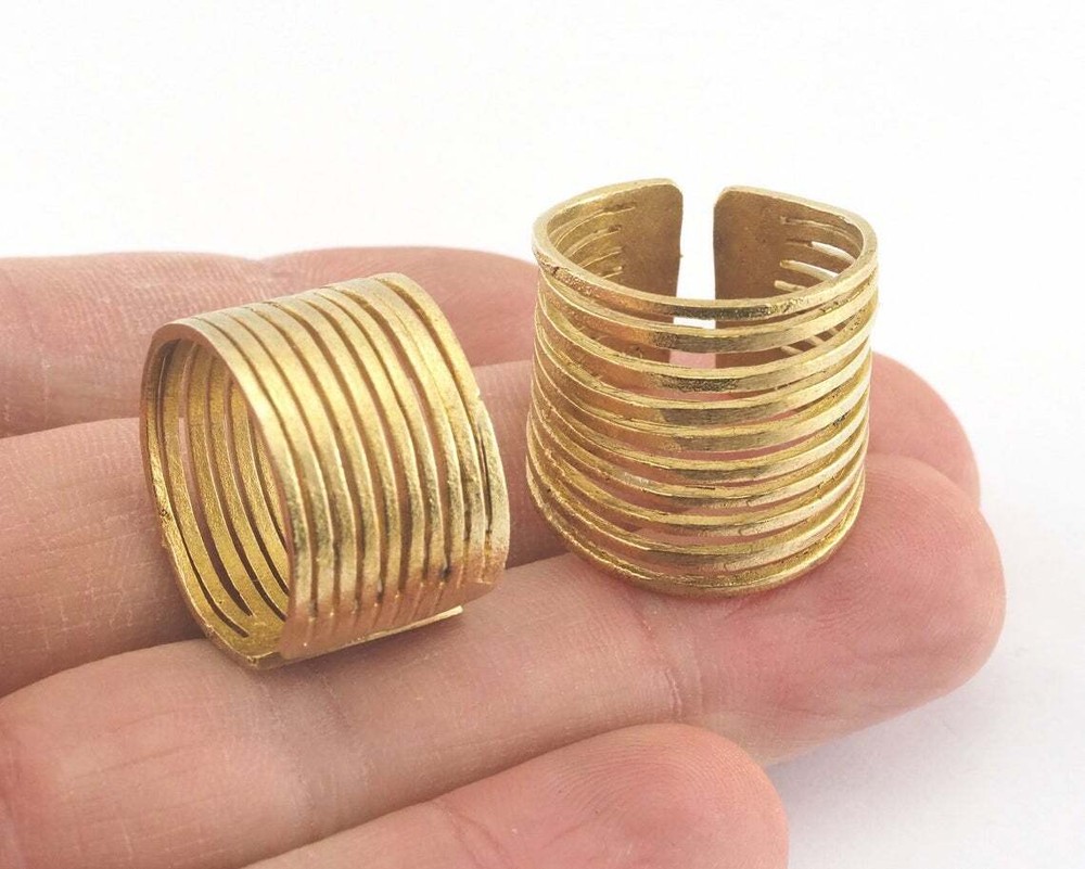 Adjustable Ring Raw brass (18mm 8US inner size - Adjustable ) OZ2653