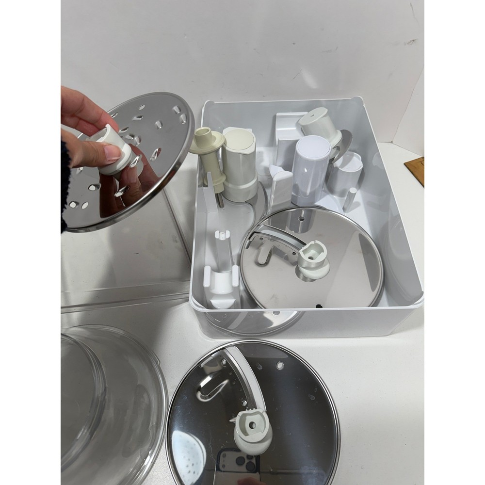 KitchenAid 12-Cup Food Processor Onyx Black KFP750OB1 with Accessory blades Case