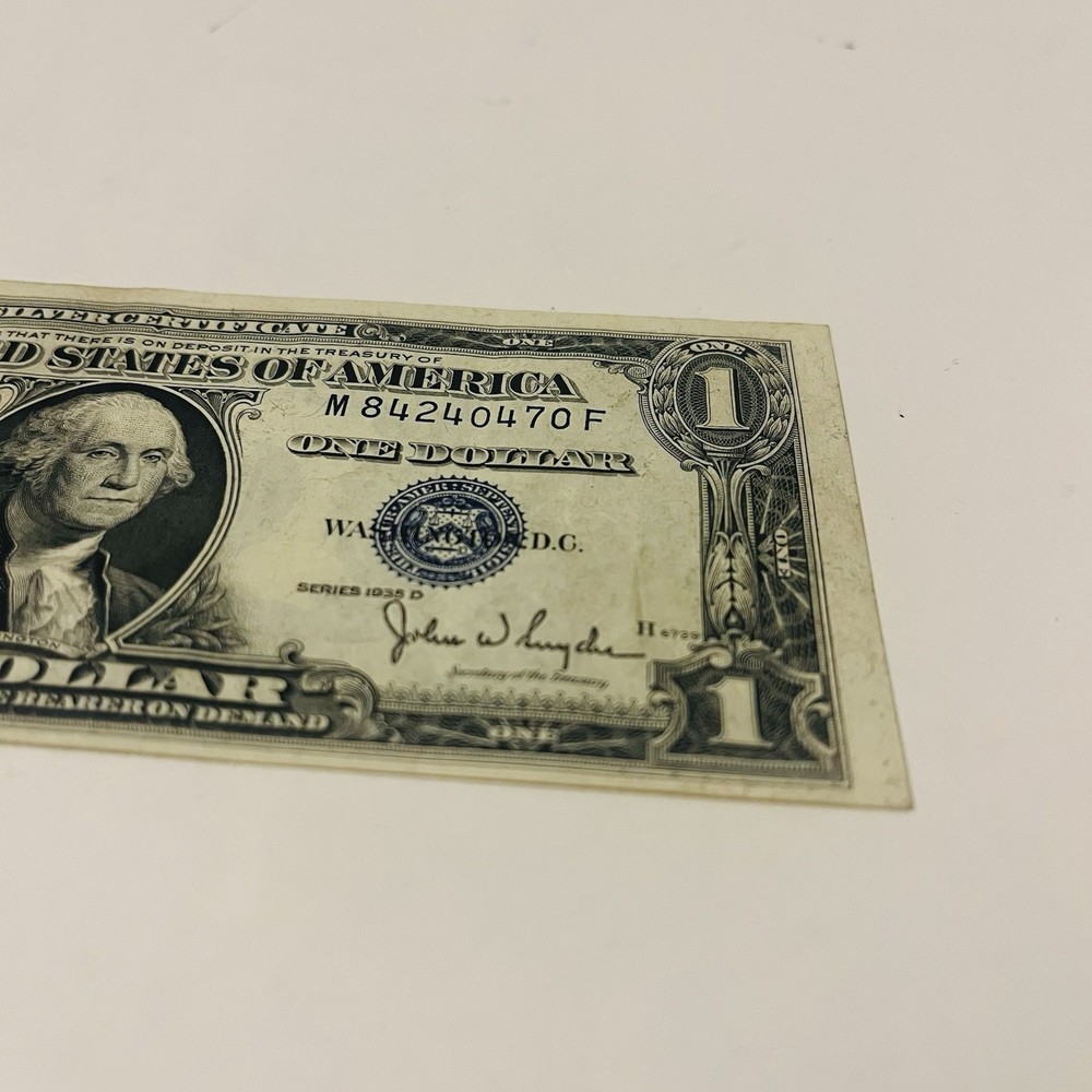 1935-D $1 Silver Certificate Blue Seal Off Center Mis-Cut Error Note