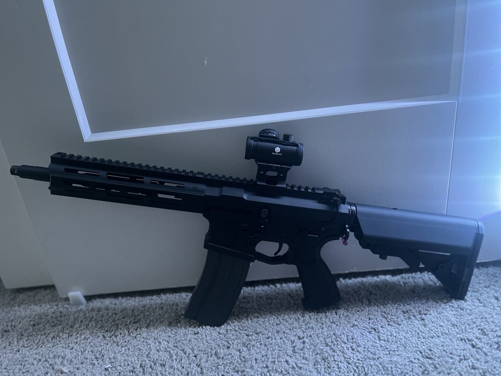 Cm16 raider 2.0 + Sight, Mag, Mag Loader