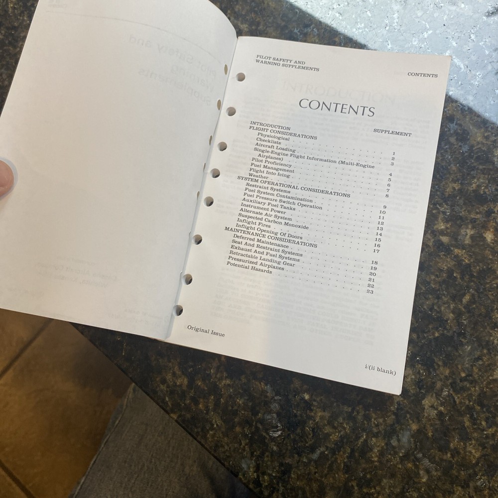 1985 Cessna Model 152 Information Manual D1270-13 & Warning Supplements