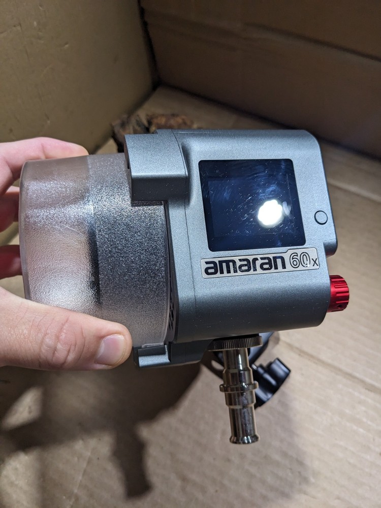 Amaran 60x COB Bi-Color LED Monolight